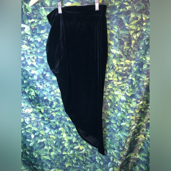 VENUS Black Asymmetrical Tie Front Skirt for Cocktail NWT Small - Picture 9 of 14